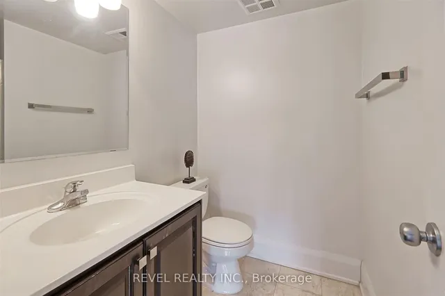 Additional image 13 of 3 Rean Dr Unit TH4