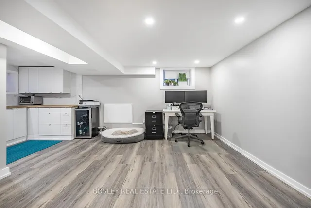 Additional image 25 of 61 Barnesdale Ave