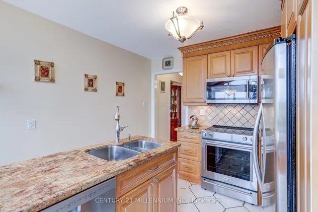 Additional image 14 of 27 Sunforest Dr