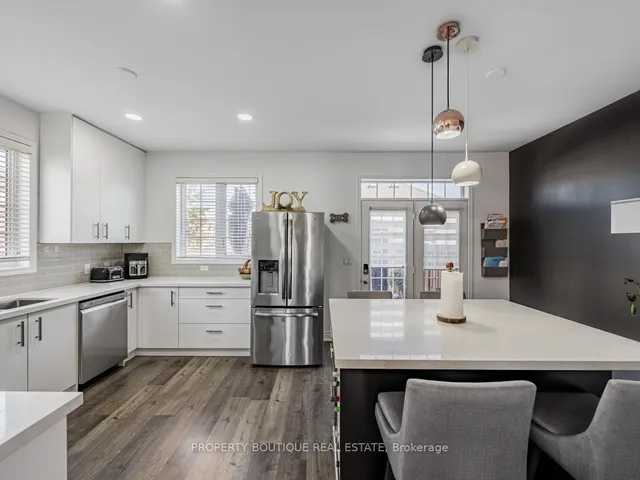 Additional image 10 of 651 Farmstead Dr Unit 10