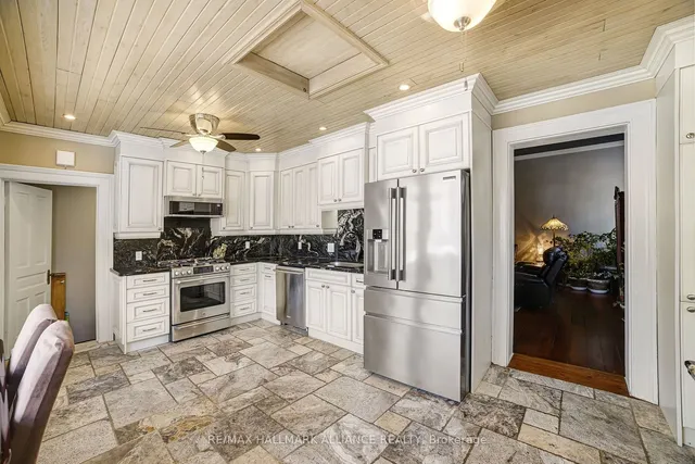 Additional image 18 of 39 Lakeview Dr