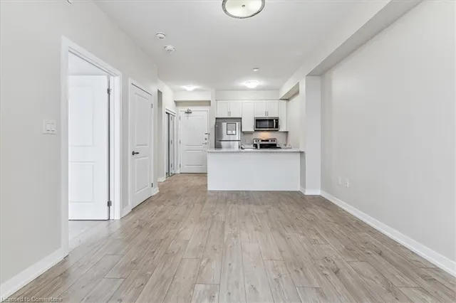 Additional image 16 of 450 Dundas St Unit 312