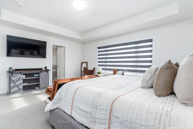 Additional image 22 of 55 Yale Dr