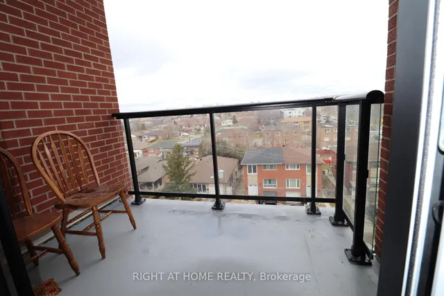 Additional image 19 of 3100 Keele St Unit 612