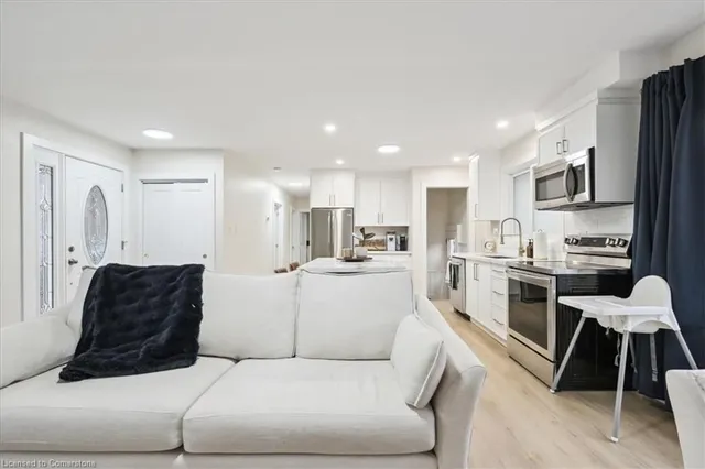 Additional image 12 of 72 West 25th St