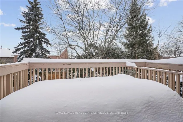 Additional image 16 of 2076 Pelee Blvd