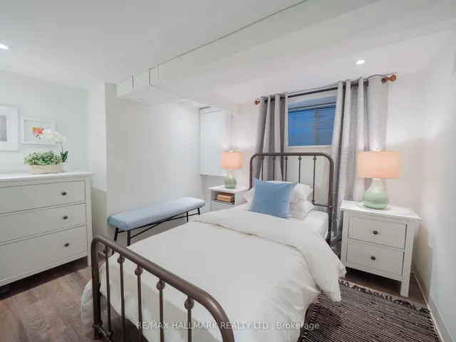 Additional image 44 of 163 Browning Ave