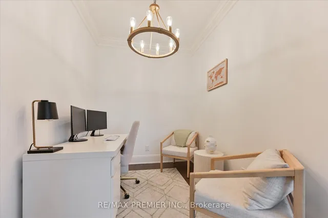 Additional image 17 of 25 Broadway Ave Unit 1002