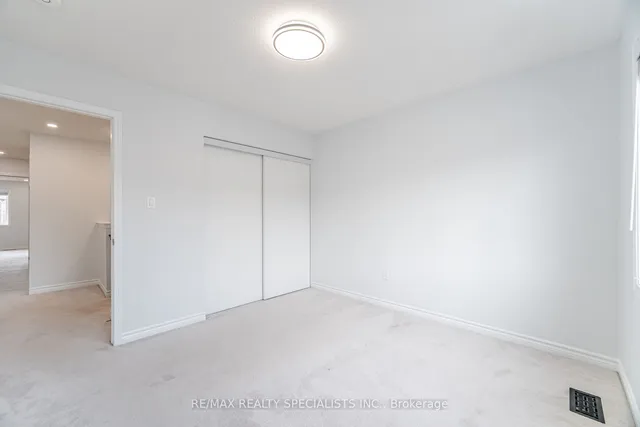 Additional image 33 of 31 Enford Cres