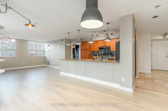 Additional image 3 of 313 Richmond St Unit 1161