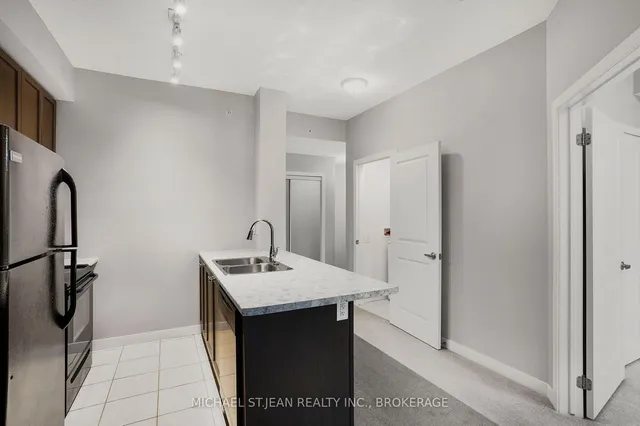 Additional image 18 of 85 Robinson St Unit 702