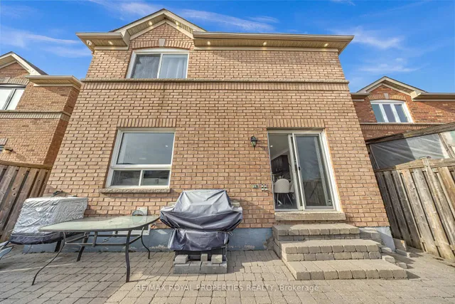 Additional image 44 of 19 Grosbeak Cres