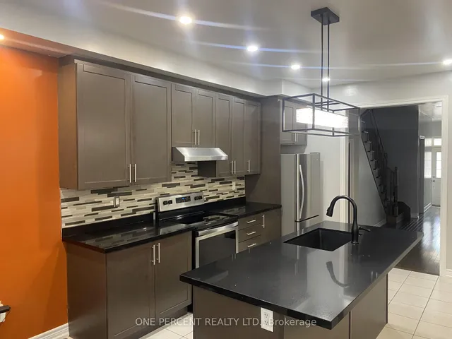 Additional image 4 of 42 Adventura Rd