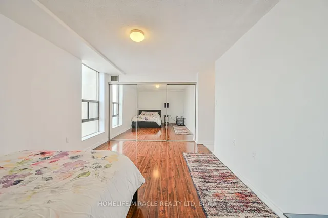 Additional image 24 of 18 Knightsbridge Rd Unit 2311