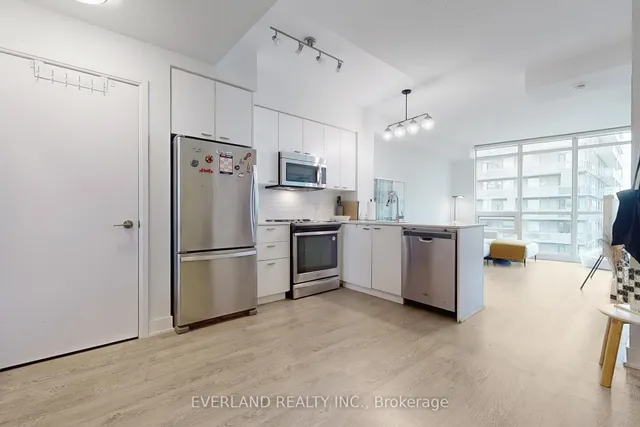 Additional image 5 of 30 Roehampton Ave Unit 3111