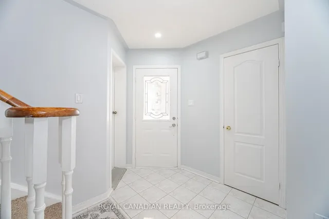 Additional image 7 of 69 Yellow Brick Rd