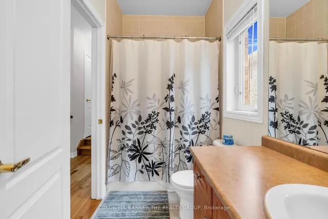 Additional image 32 of 5 Amaryllis Dr