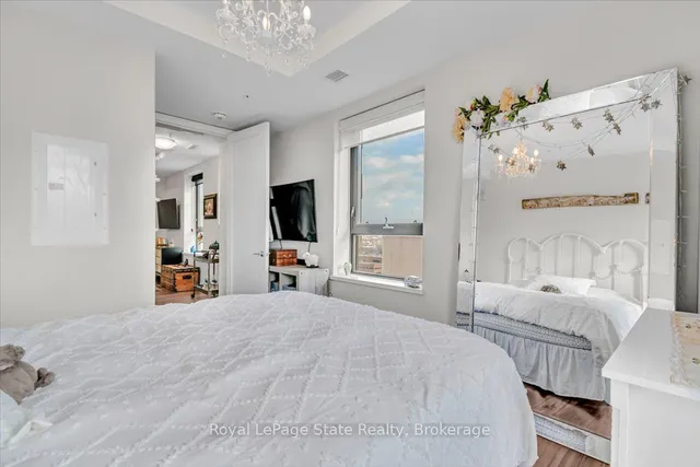 Additional image 13 of 118 KING St Unit 1118