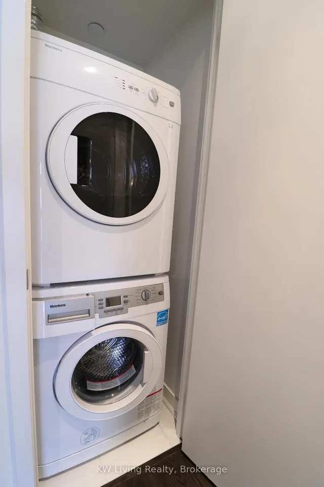 Additional image 7 of 88 Harbour St Unit 6703