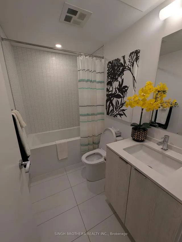 Additional image 14 of 1 Jarvis St Unit 1319