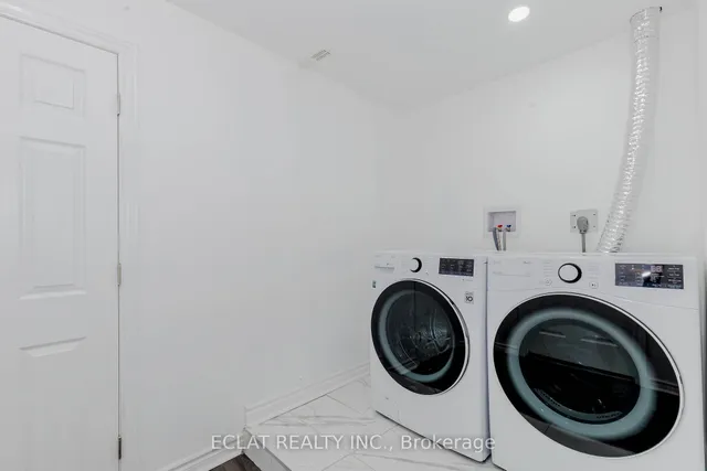 Additional image 44 of 32 Nanaimo Cres