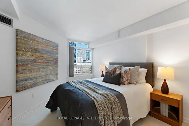 Additional image 10 of 25 Maitland St Unit 1708