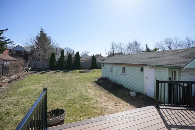 Additional image 38 of 405 Upper Wentworth St