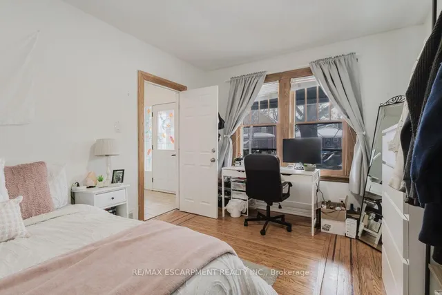 Additional image 11 of 86 South Oval