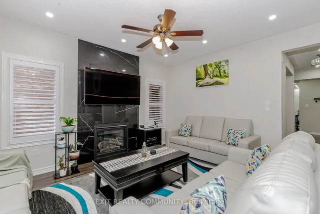 Additional image 9 of 31 Lola Cres