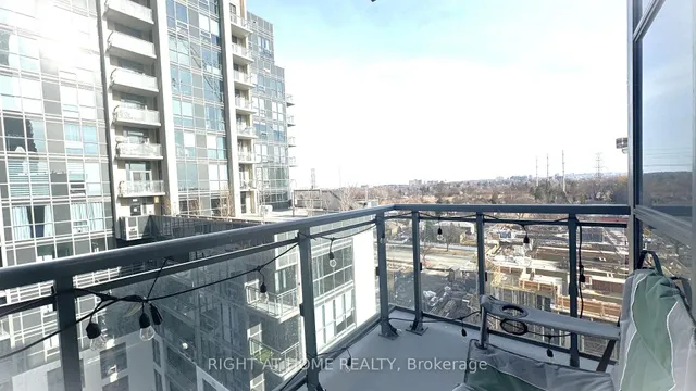 Additional image 4 of 20 Meadowglen Pl Unit 824