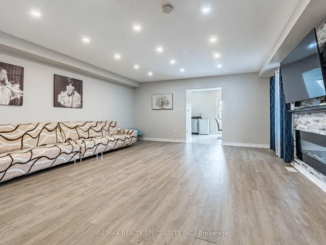 Additional image 5 of 6699 Jazzy Mews