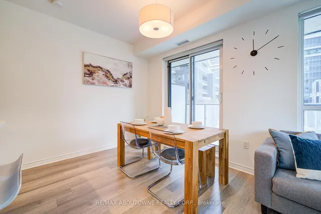 Additional image 2 of 39 Annie Craig Dr Unit 305