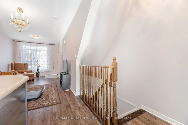 Additional image 20 of 4711 Kingston Rd Unit 11