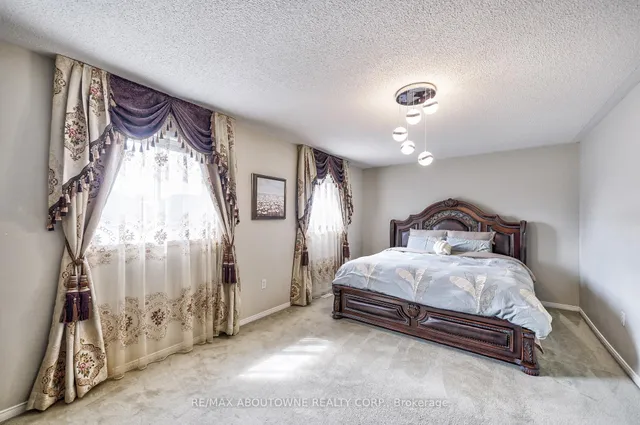 Additional image 19 of 6098 Rowers Cres