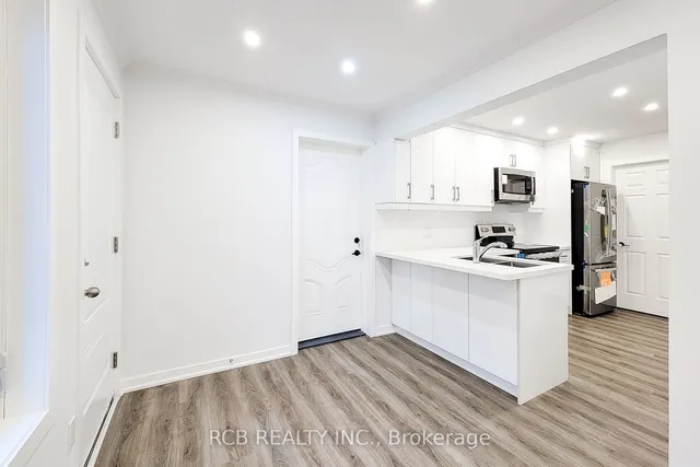 Additional image 16 of 184 Beach Blvd