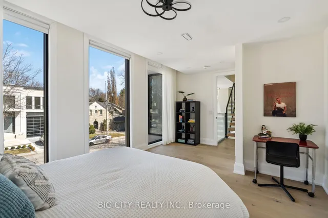 Additional image 28 of 75 Lawrence Cres