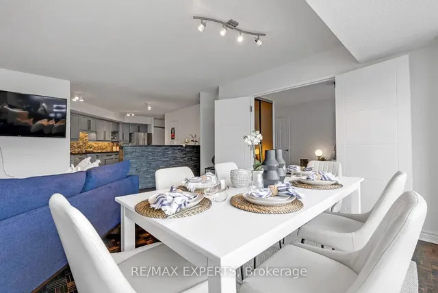 Additional image 21 of 70 Elmsthorpe Ave Unit 202