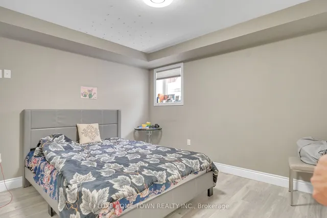 Additional image 40 of 36 Chartwell Circ