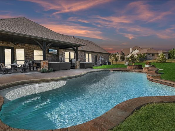 7817 Bella Flora Dr, Fort Worth, TX 76126