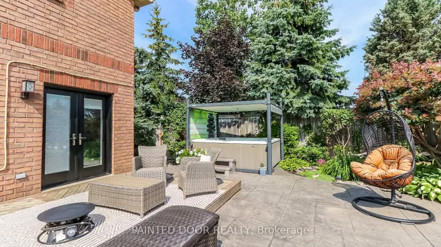 Additional image 28 of 20 Manett Cres