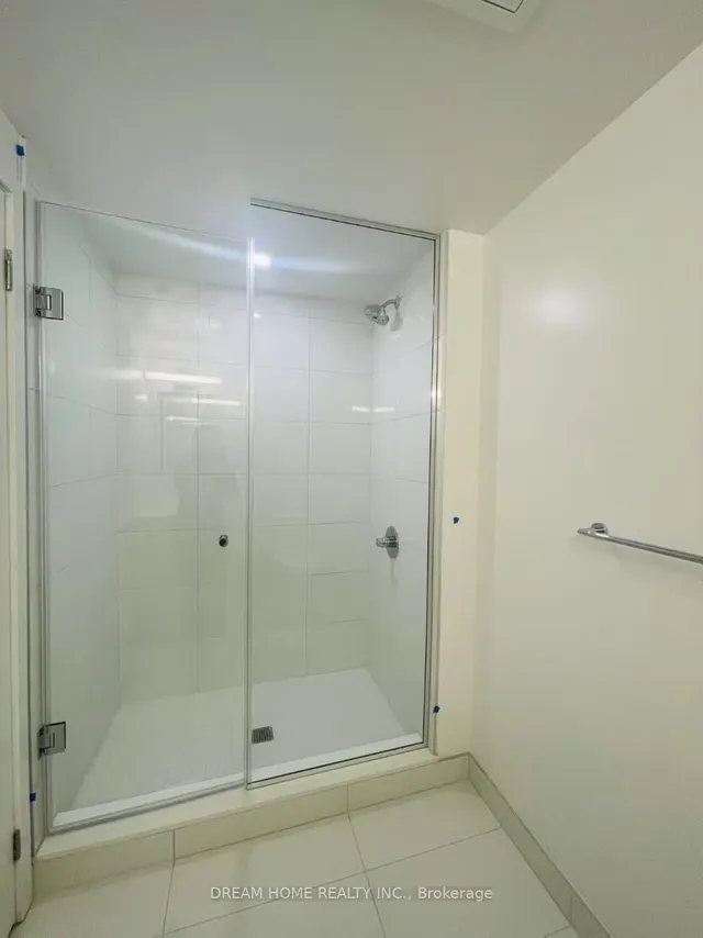 Additional image 11 of 230 Simcoe St Unit 2017