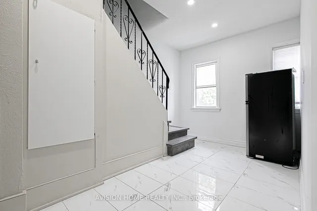 Additional image 12 of 82 Palmerston Ave