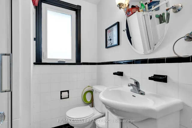 Additional image 8 of 9 Fieldway Rd