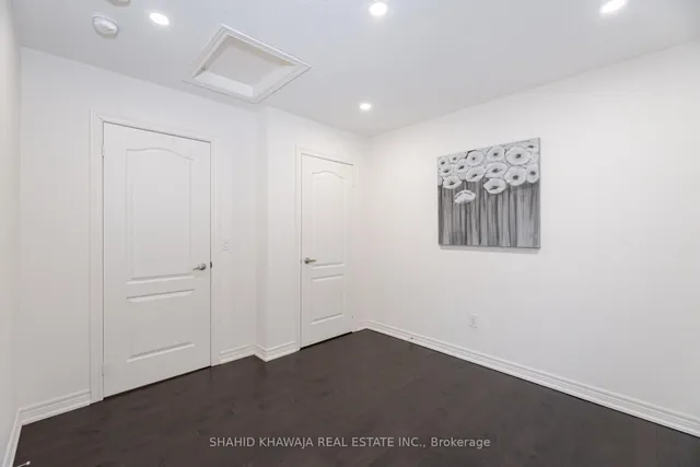 Additional image 31 of 483 Manhattan Common N/A