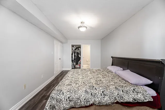 Additional image 21 of 2 Valhalla Inn Rd Unit 111