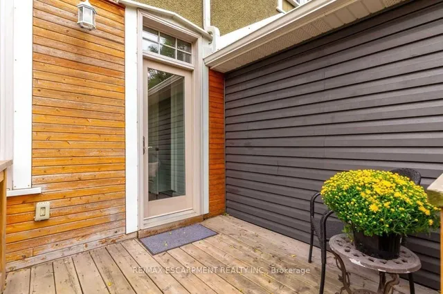 Additional image 41 of 924 Beach Blvd