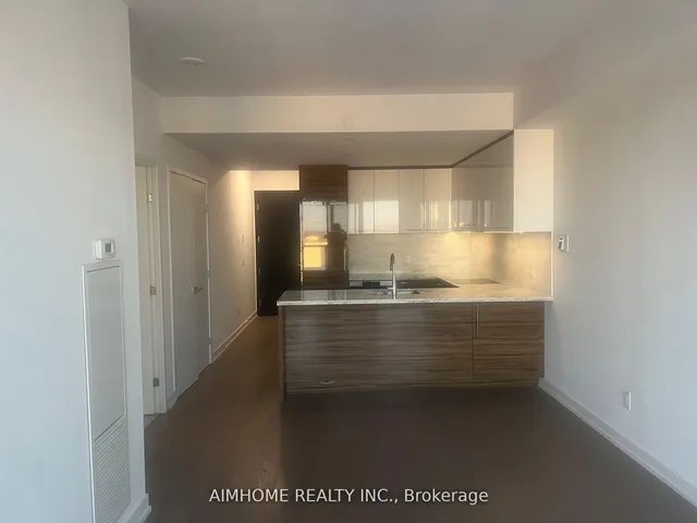 Additional image 4 of 488 University Ave Unit 3406