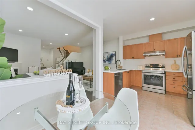 Additional image 12 of 929 Ledbury Cres