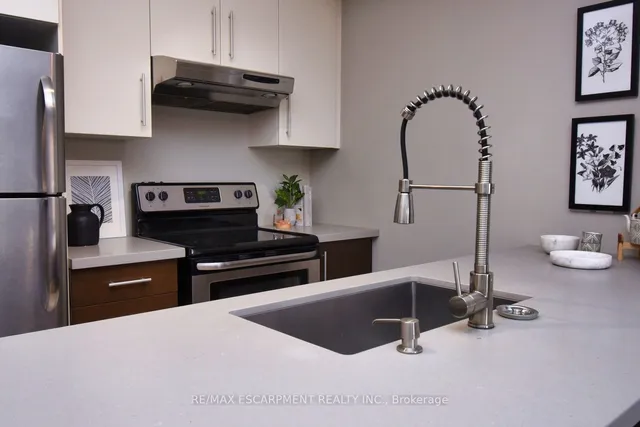 Additional image 17 of 90 Charlton Ave Unit 210