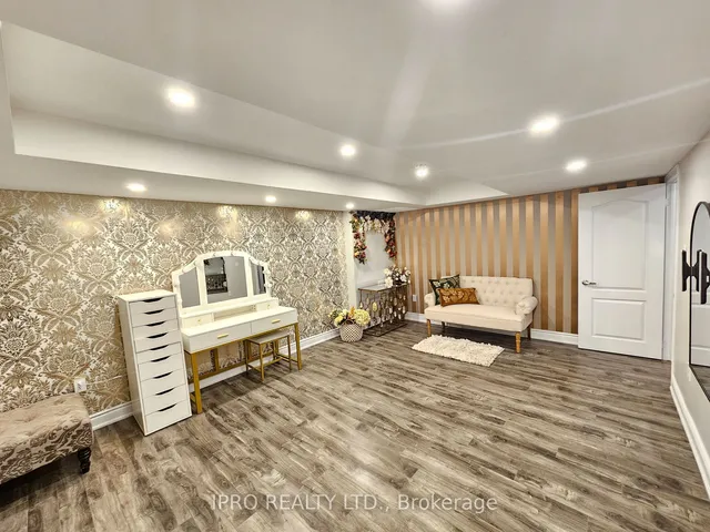 Additional image 38 of 227 Humphrey St